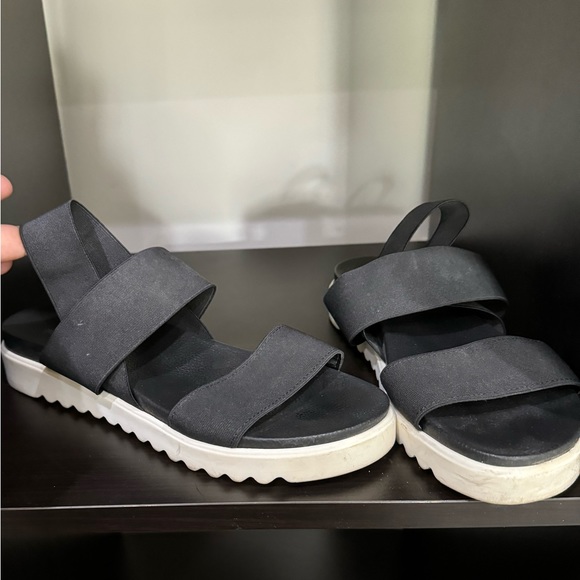 Nine West Sandals - Picture 1 of 3